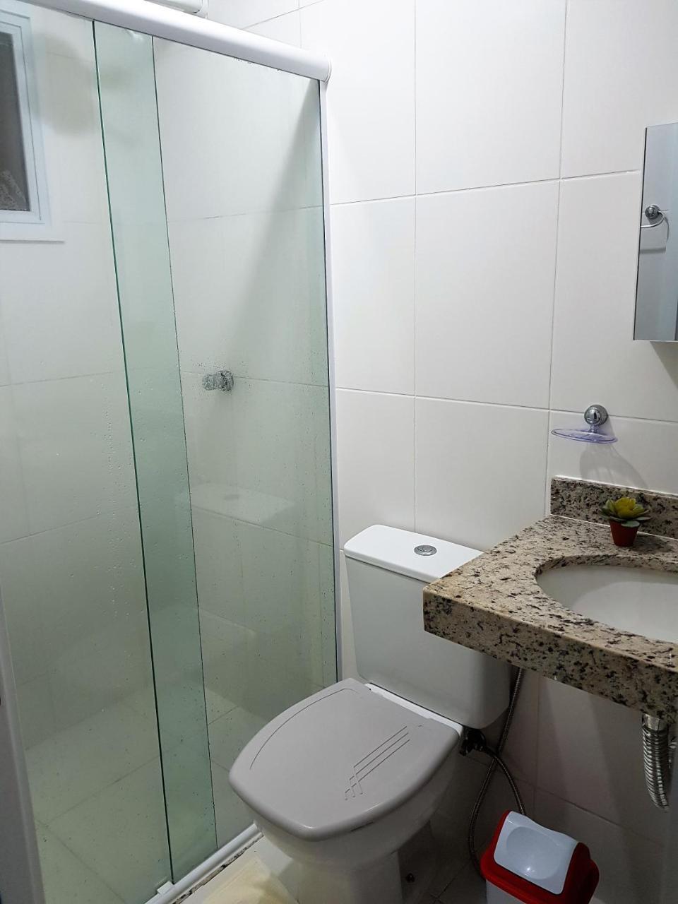 Apto House 06, Grande